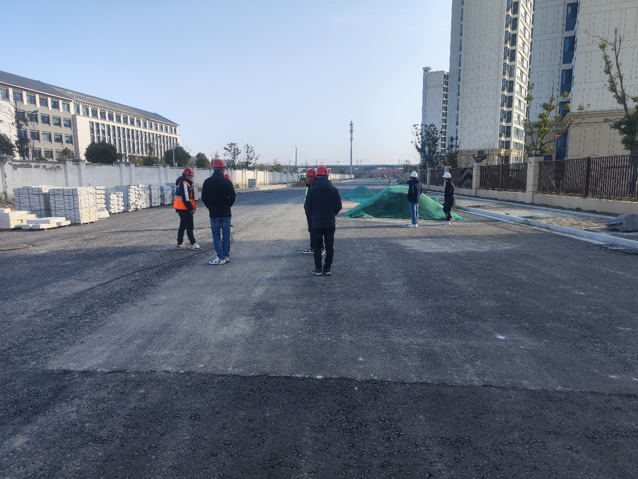 畅通城市“微循环”：蓝溪路民生工程全力推进
