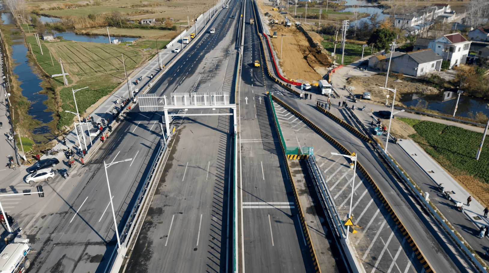 1765877744982581.png 1765877744982581.png